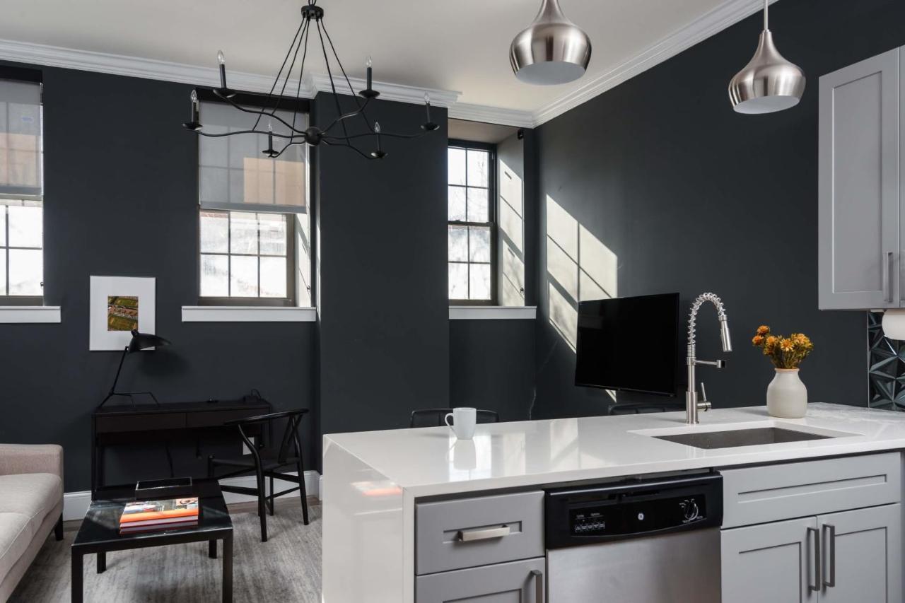 Revived Lf Square 1Br With Rooftop By Zencity Saint Louis Esterno foto
