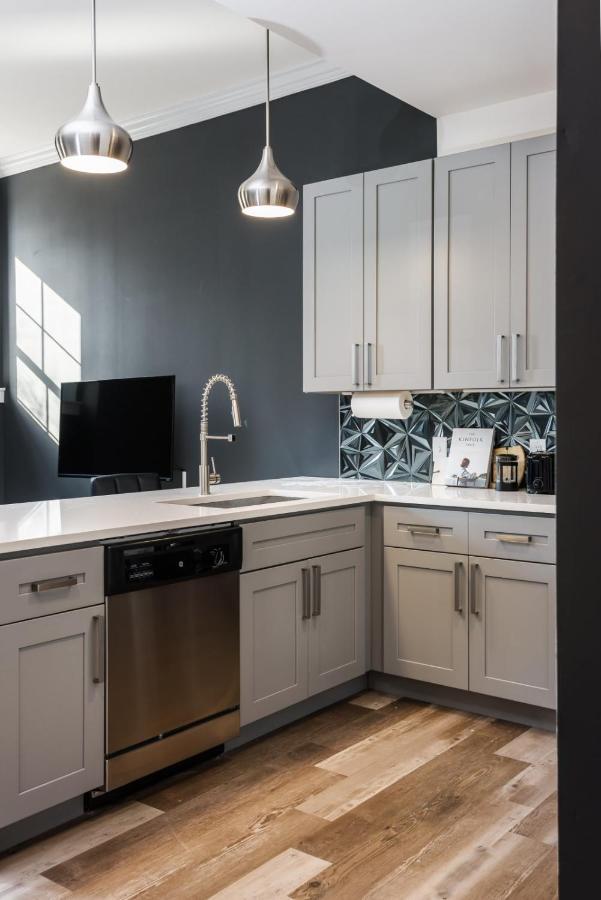 Revived Lf Square 1Br With Rooftop By Zencity Saint Louis Esterno foto